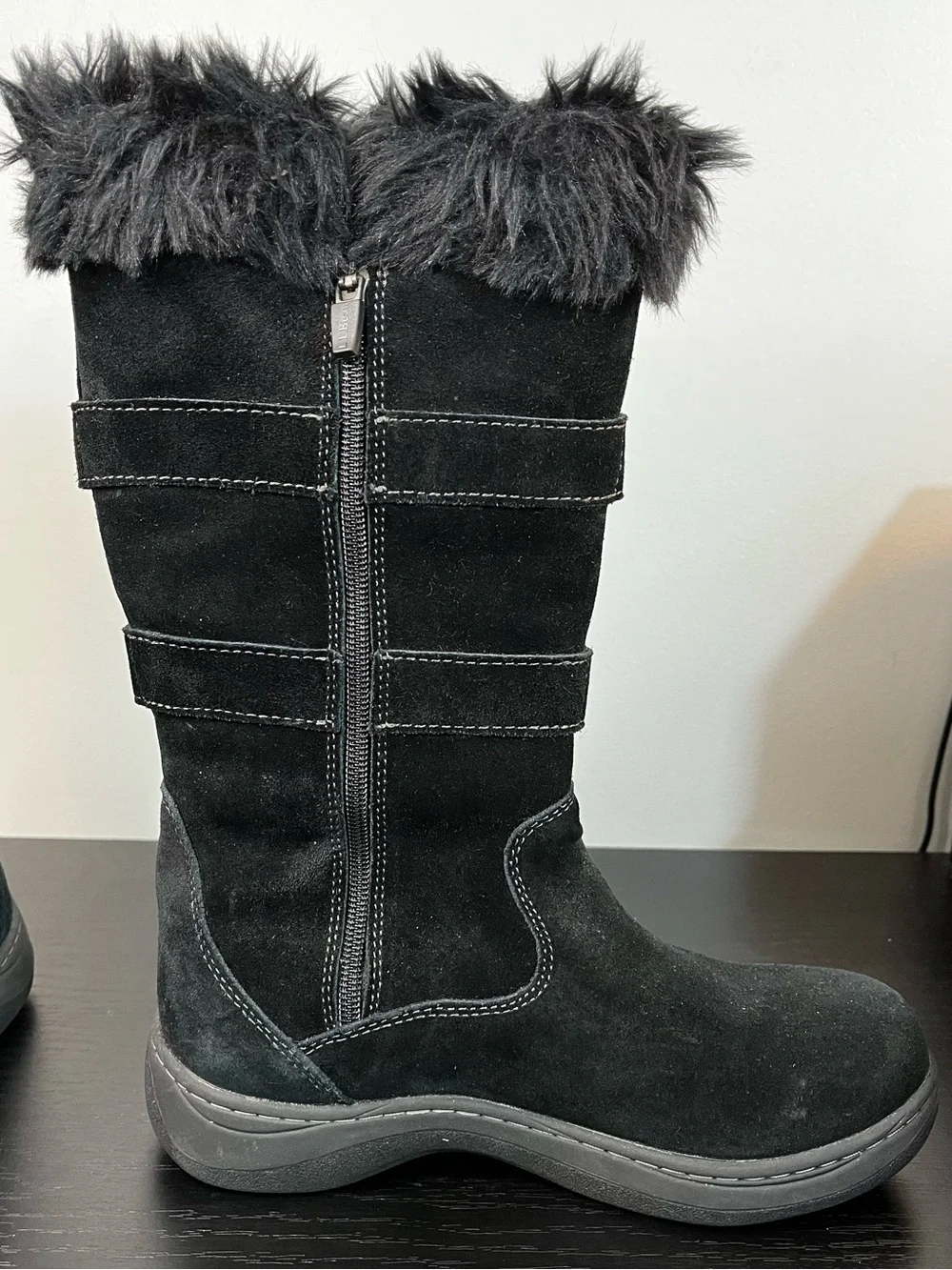 LL Bean Women's Black Nordic Insulated Waterproof Suede Winter Boots Size 6.5
